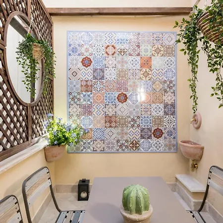 Downtown_blossom With Small Terrace Apartman *